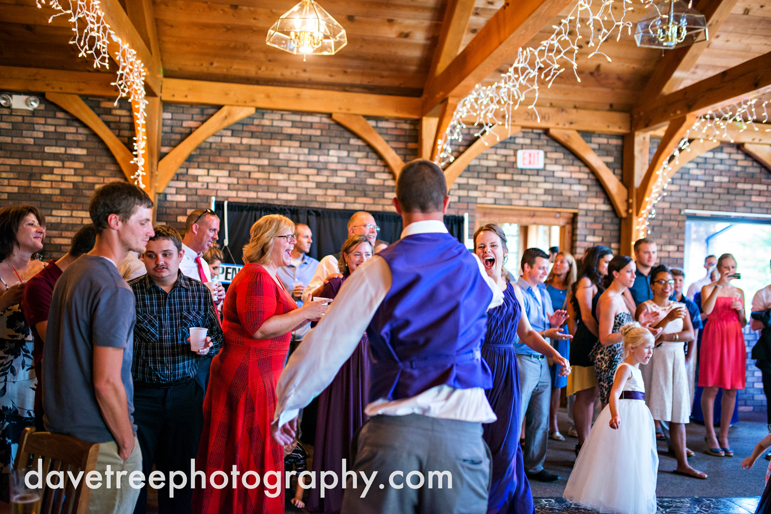 brooklyn_wedding_photographer_brooklyn_michigan_13.jpg