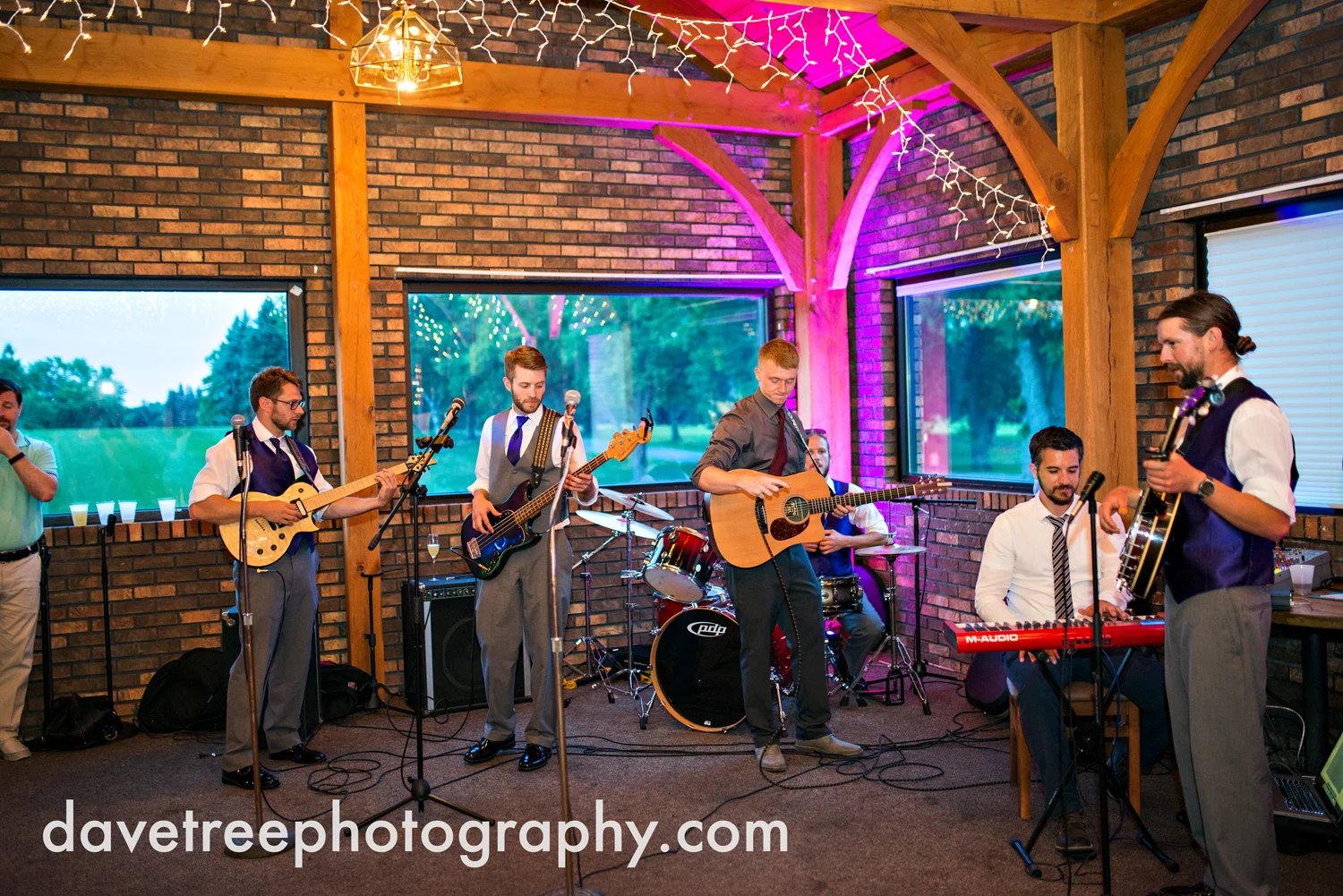 brooklyn_wedding_photographer_brooklyn_michigan_81.jpg