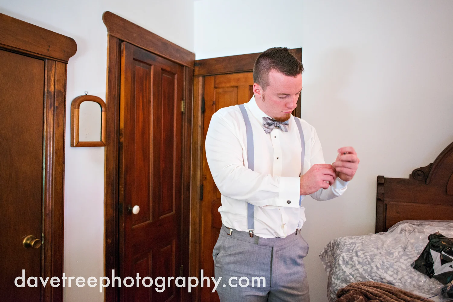 veranda_wedding_photographer_st_joseph_wedding_100.jpg