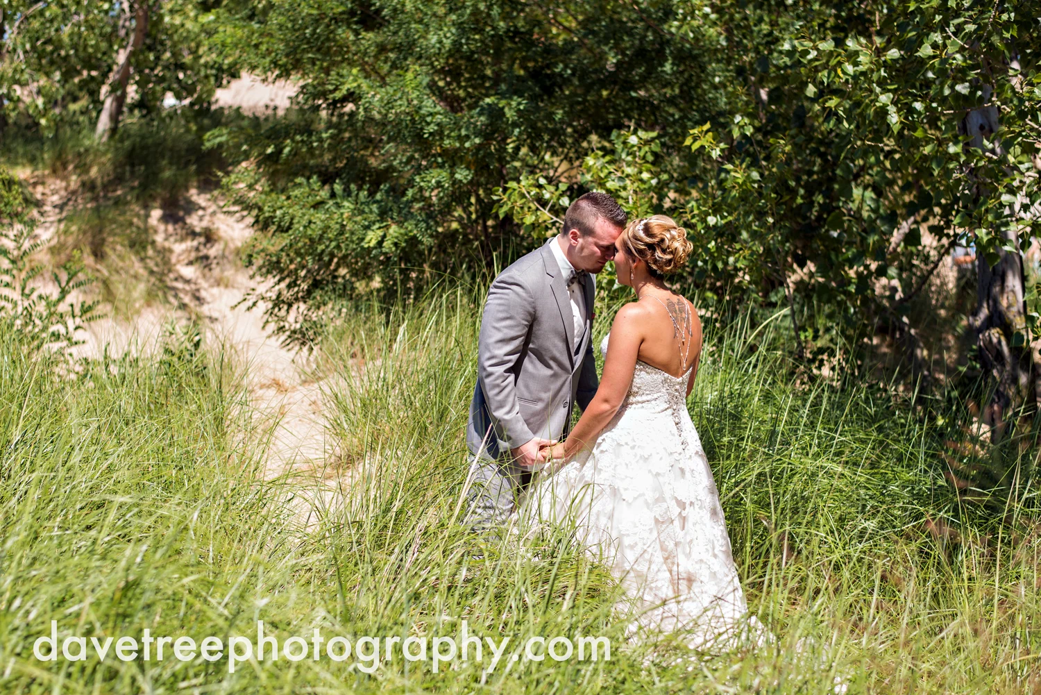 veranda_wedding_photographer_st_joseph_wedding_147.jpg
