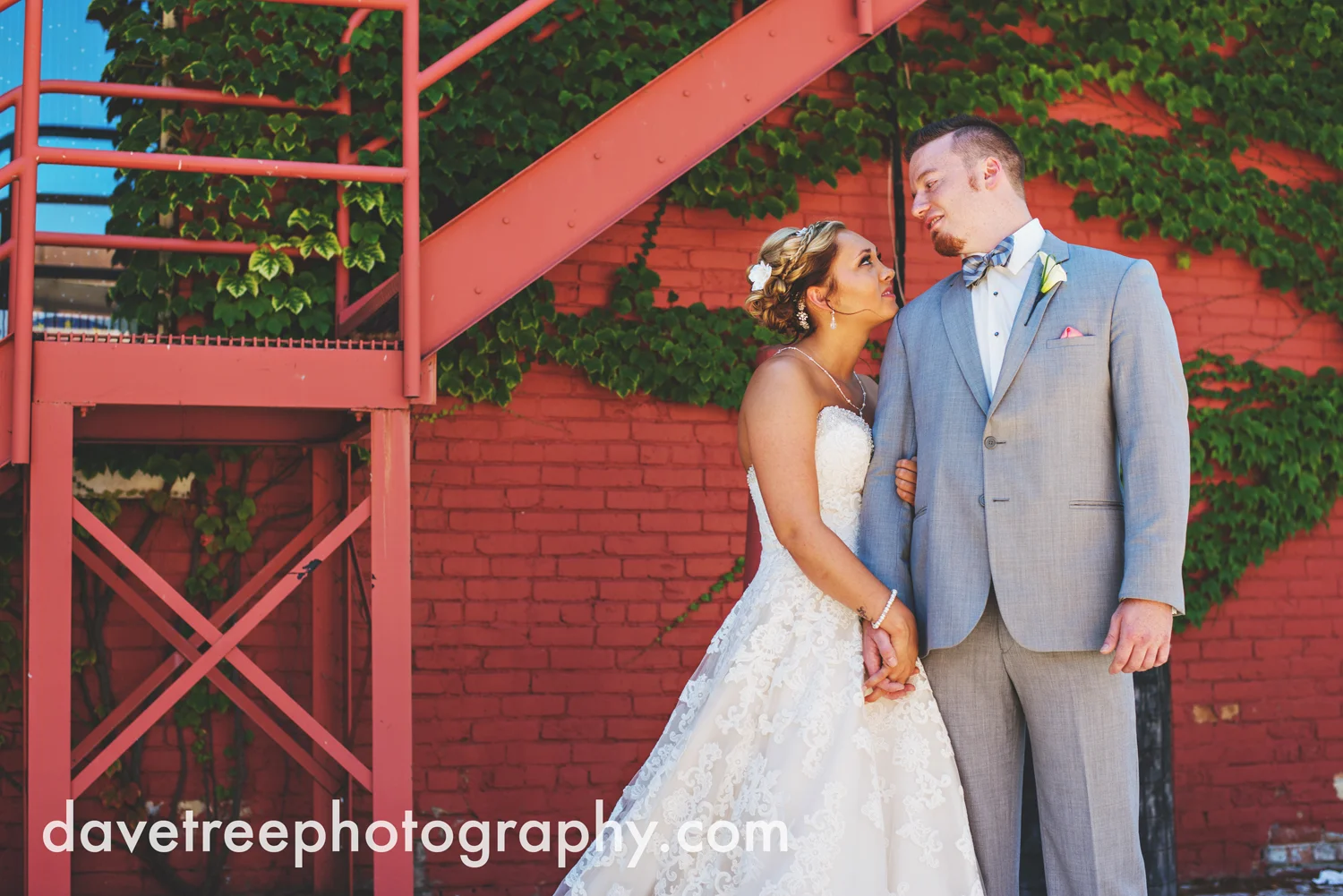 veranda_wedding_photographer_st_joseph_wedding_30.jpg