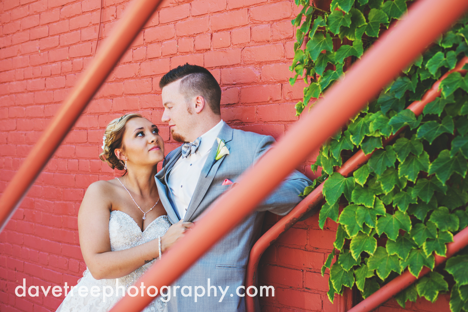 veranda_wedding_photographer_st_joseph_wedding_31.jpg