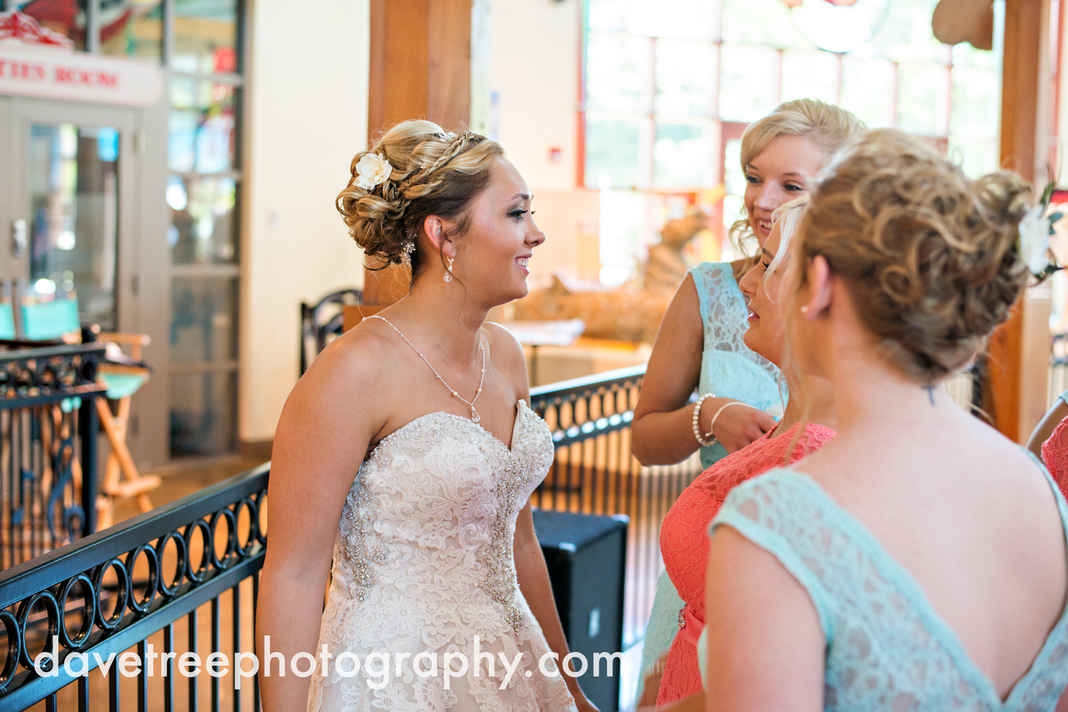 veranda_wedding_photographer_st_joseph_wedding_107.jpg