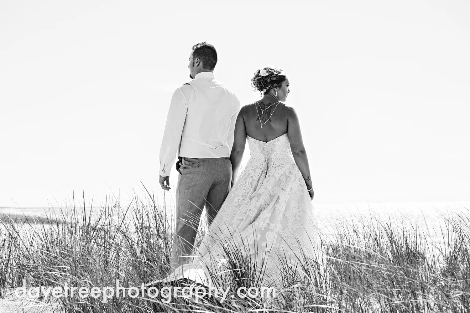 veranda_wedding_photographer_st_joseph_wedding_35.jpg