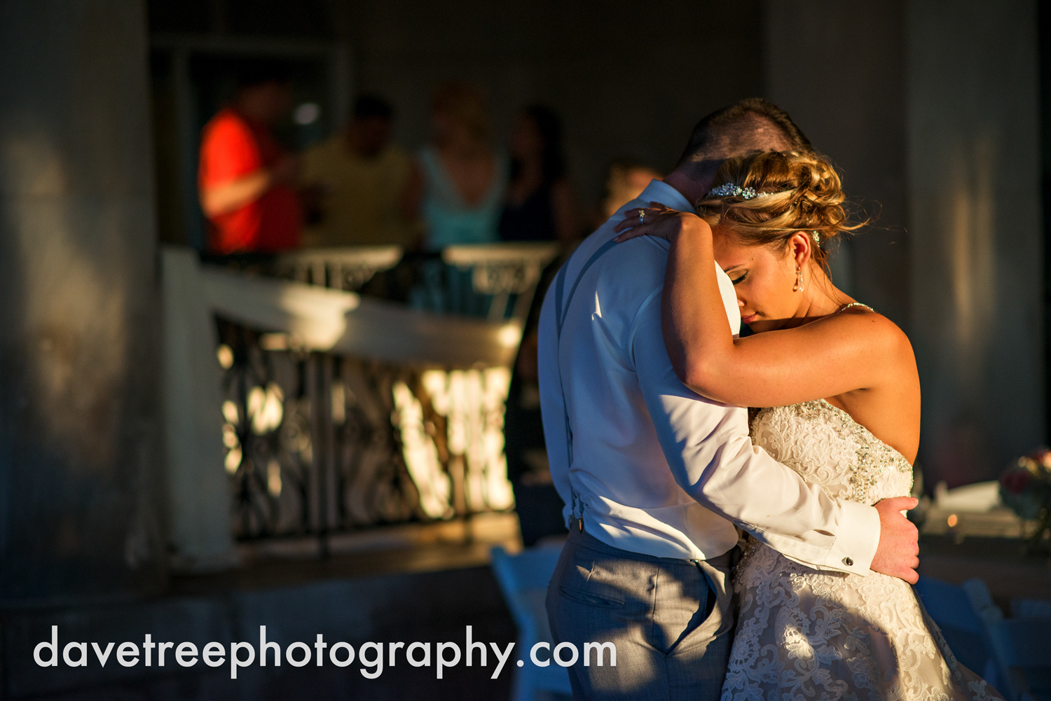 veranda_wedding_photographer_st_joseph_wedding_117.jpg