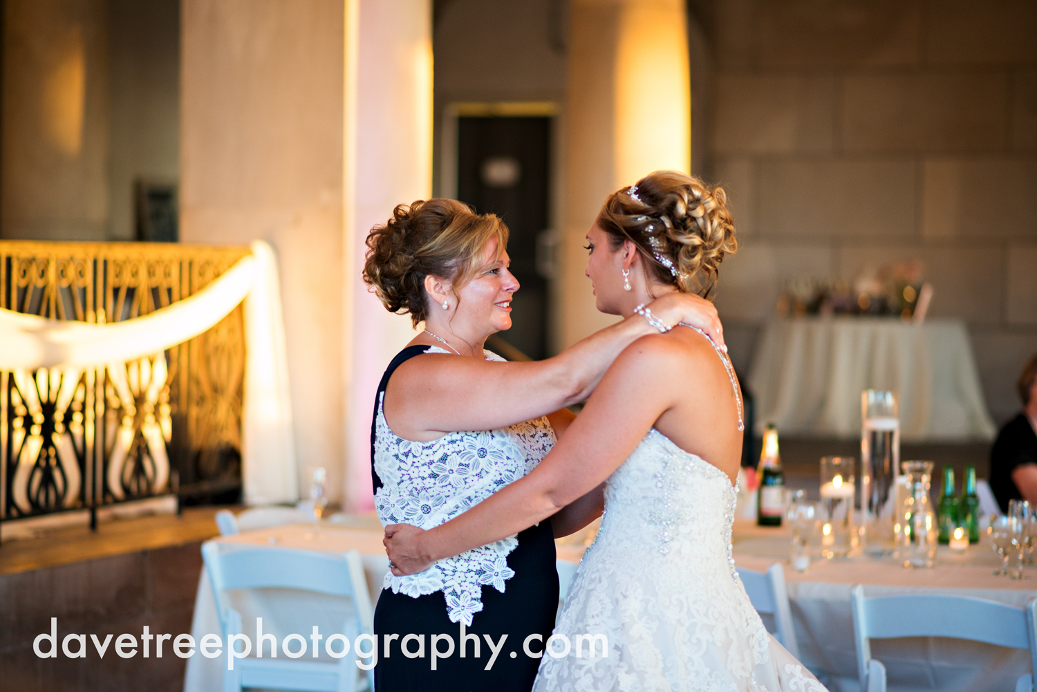 veranda_wedding_photographer_st_joseph_wedding_121.jpg