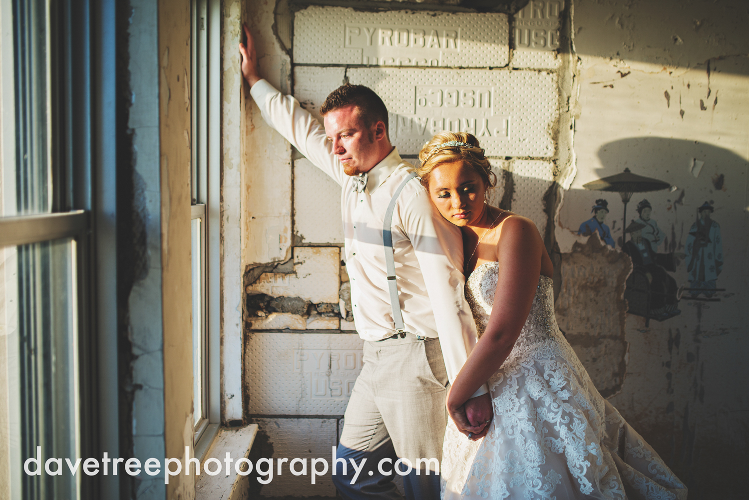 veranda_wedding_photographer_st_joseph_wedding_18.jpg