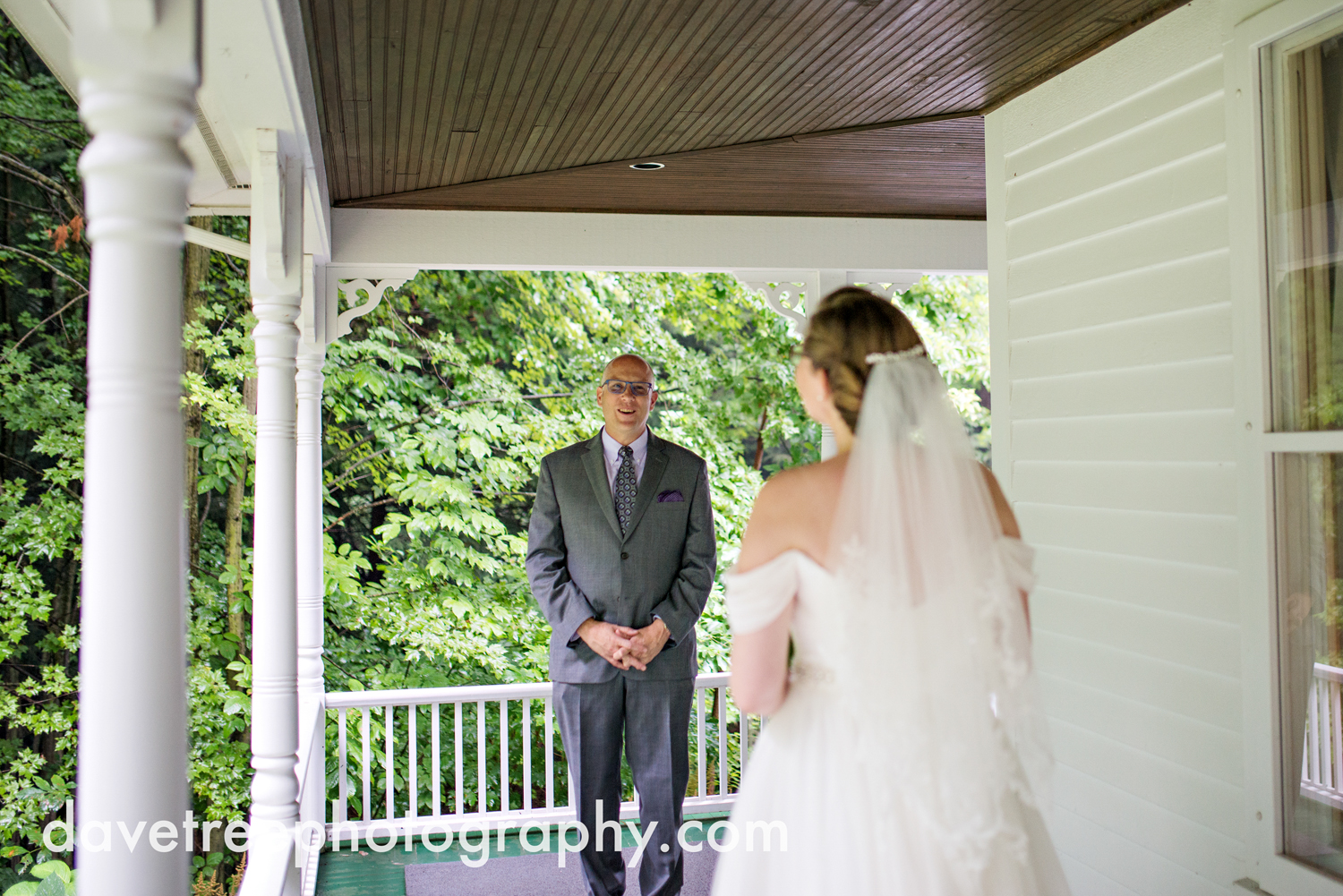 grand_haven_wedding_photographer_weaver_house_wedding_151.jpg