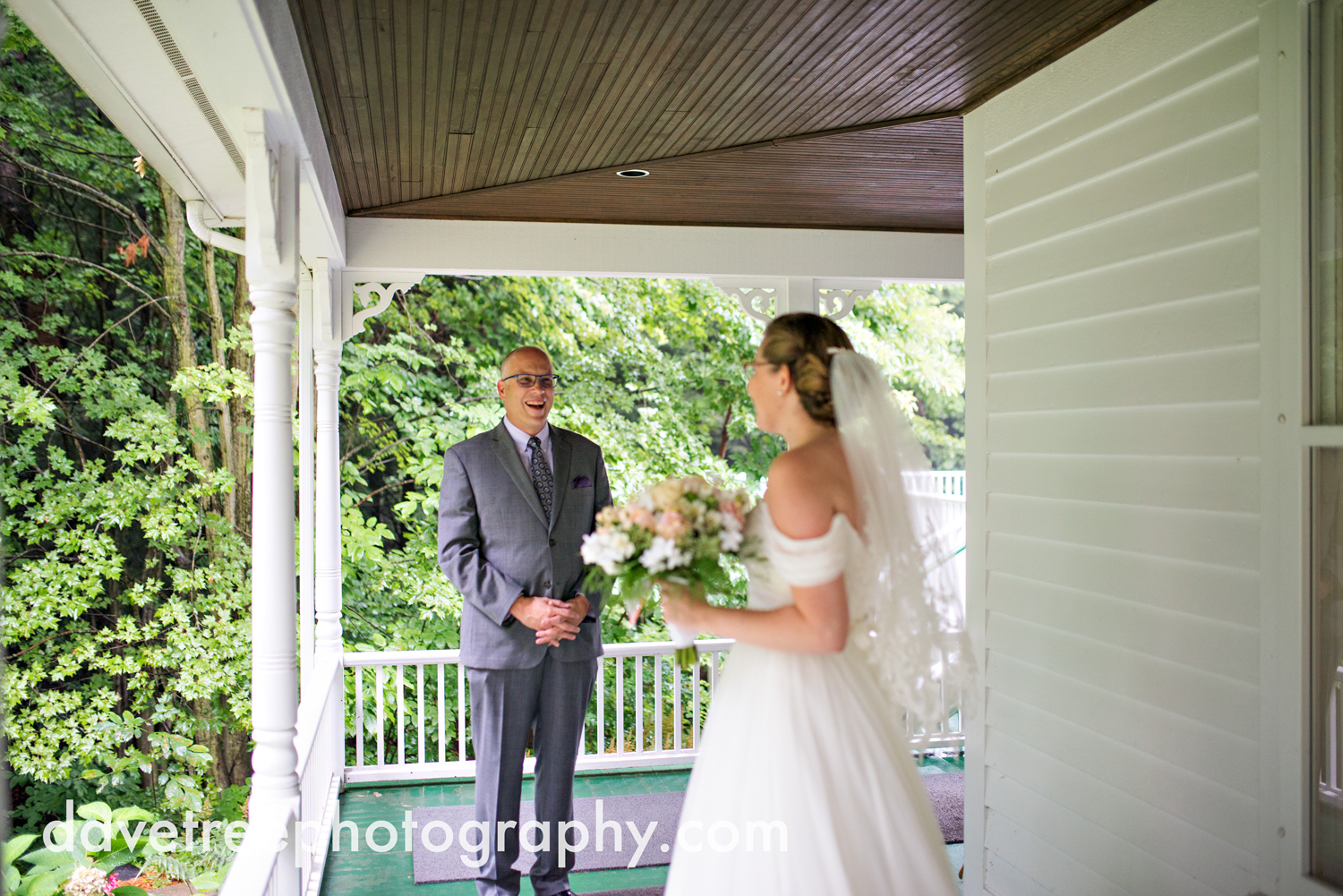 grand_haven_wedding_photographer_weaver_house_wedding_153.jpg