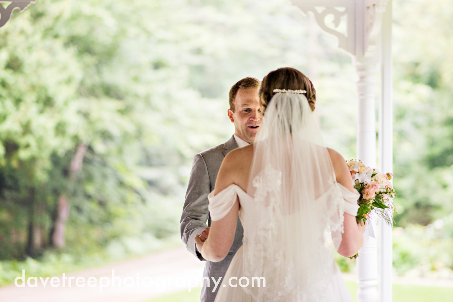 grand_haven_wedding_photographer_weaver_house_wedding_164.jpg