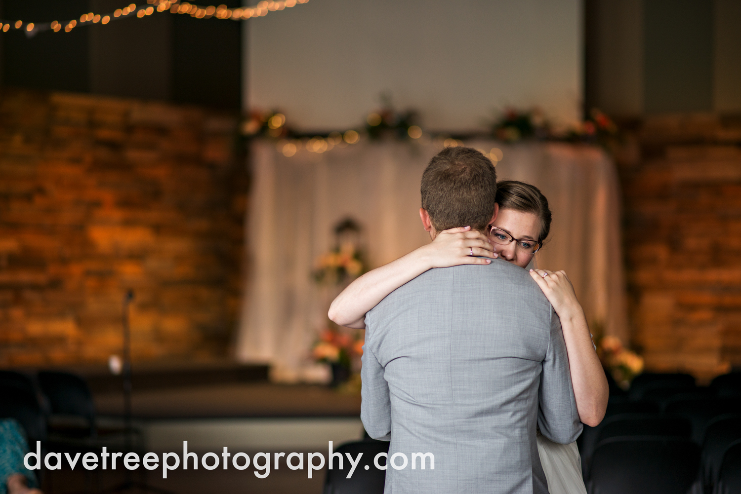 grand_haven_wedding_photographer_weaver_house_wedding_132.jpg