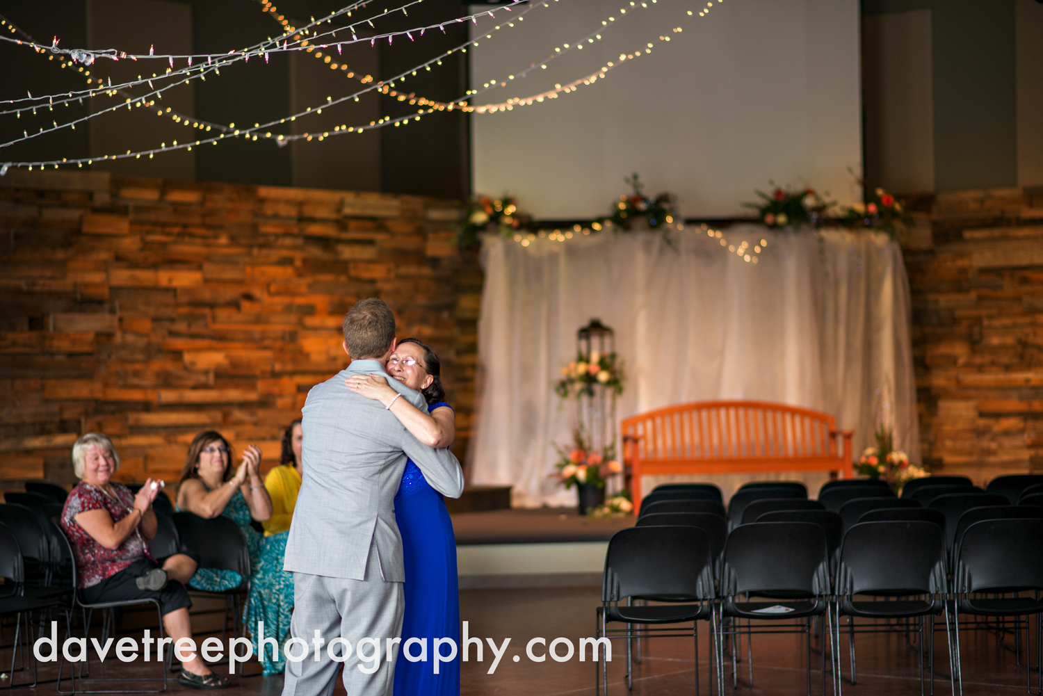 grand_haven_wedding_photographer_weaver_house_wedding_137.jpg