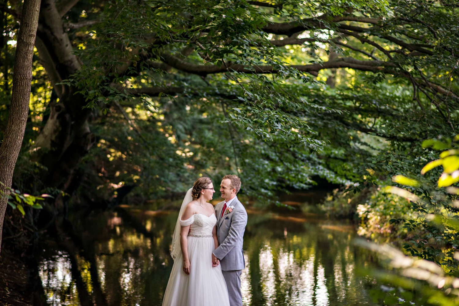 grand_haven_wedding_photographer_weaver_house_wedding_28.jpg