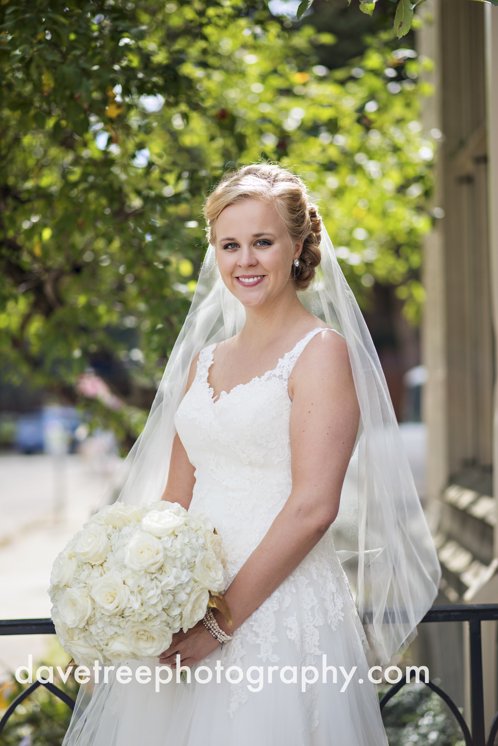 kalamazoo_wedding_photographer_Kalamazoo_weddings_9.jpg