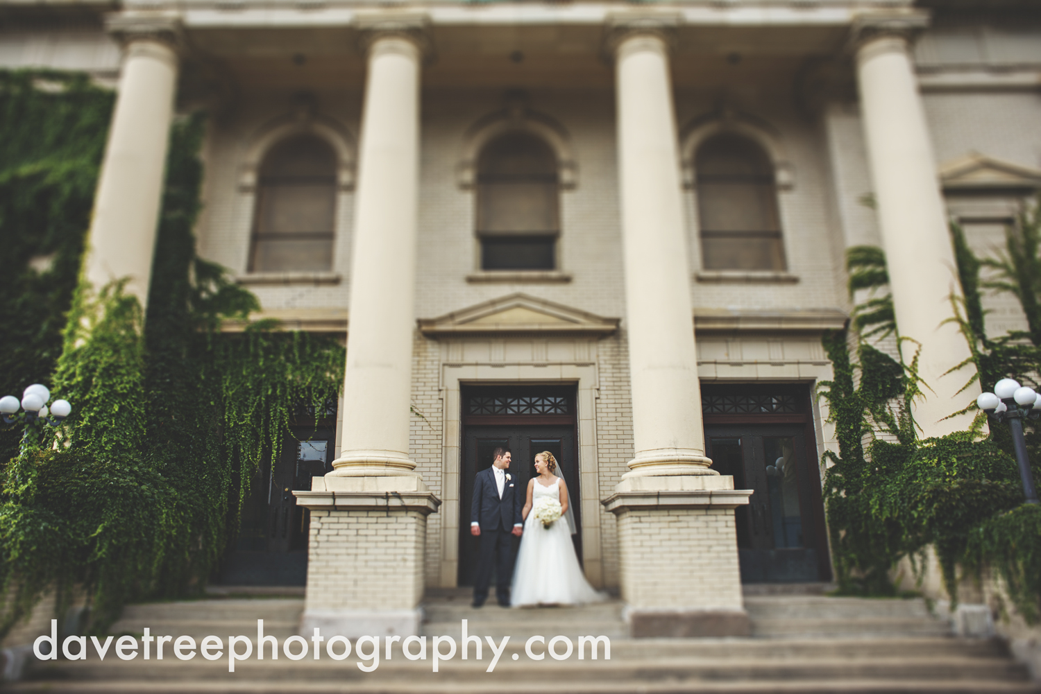 kalamazoo_wedding_photographer_Kalamazoo_weddings_17.jpg