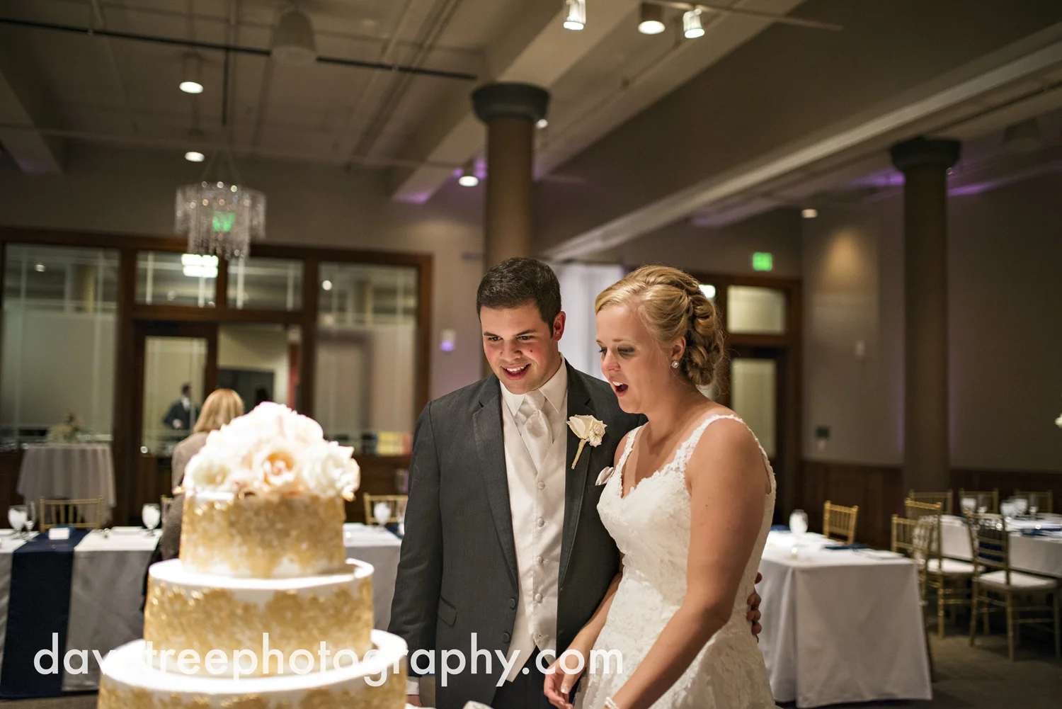 kalamazoo_wedding_photographer_Kalamazoo_weddings_160.jpg
