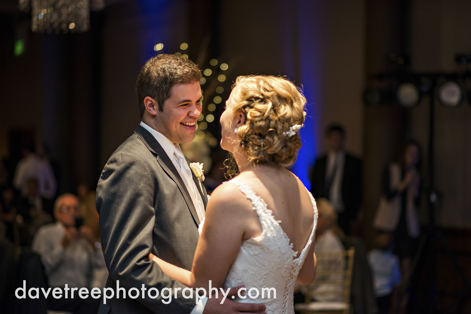 kalamazoo_wedding_photographer_Kalamazoo_weddings_180.jpg