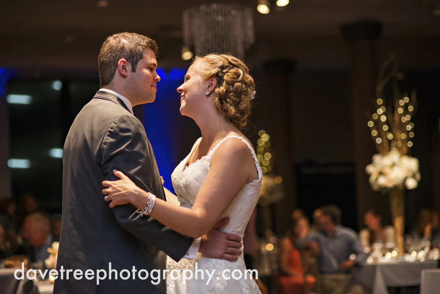 kalamazoo_wedding_photographer_Kalamazoo_weddings_192.jpg