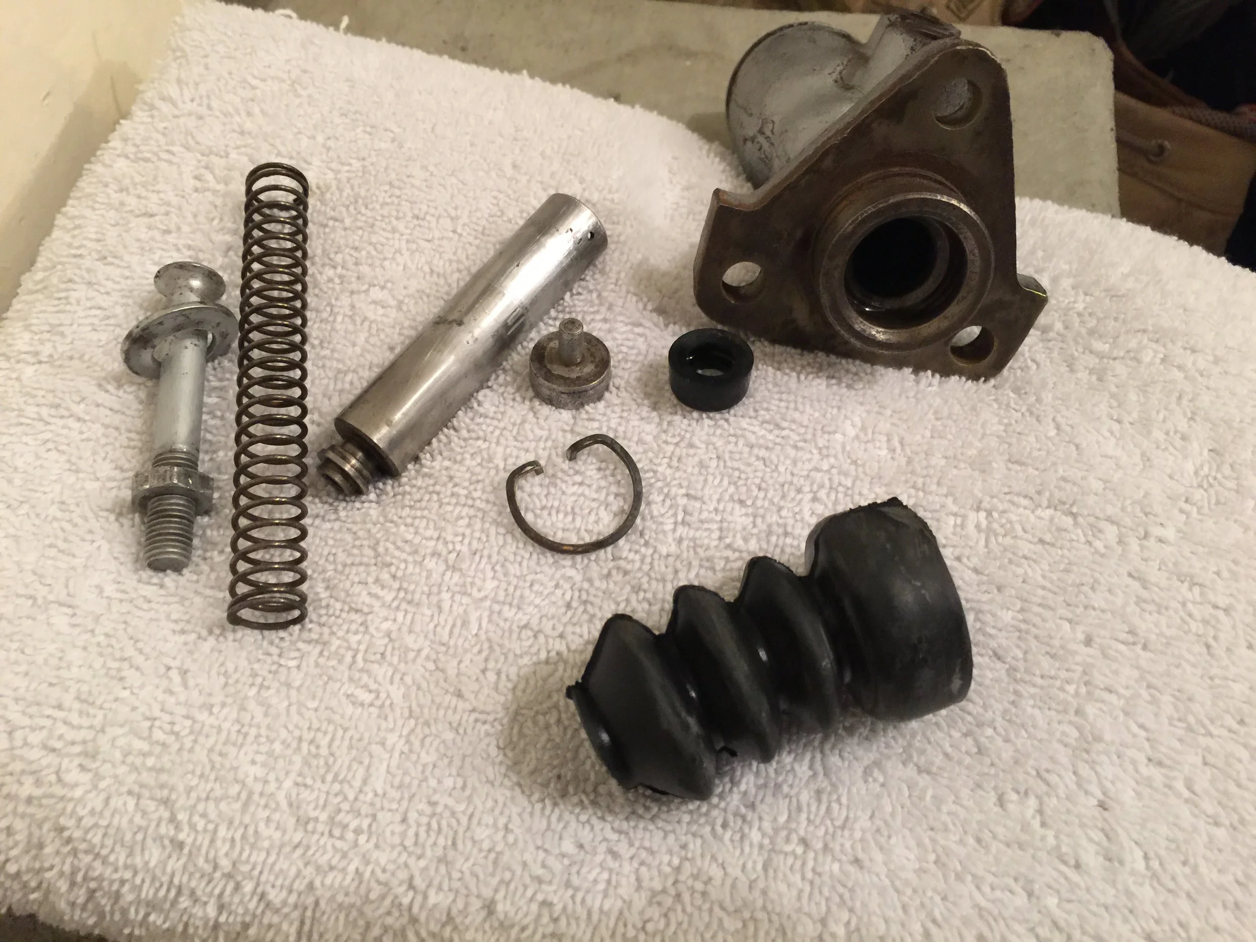 The Clean Clutch Master Cylinder