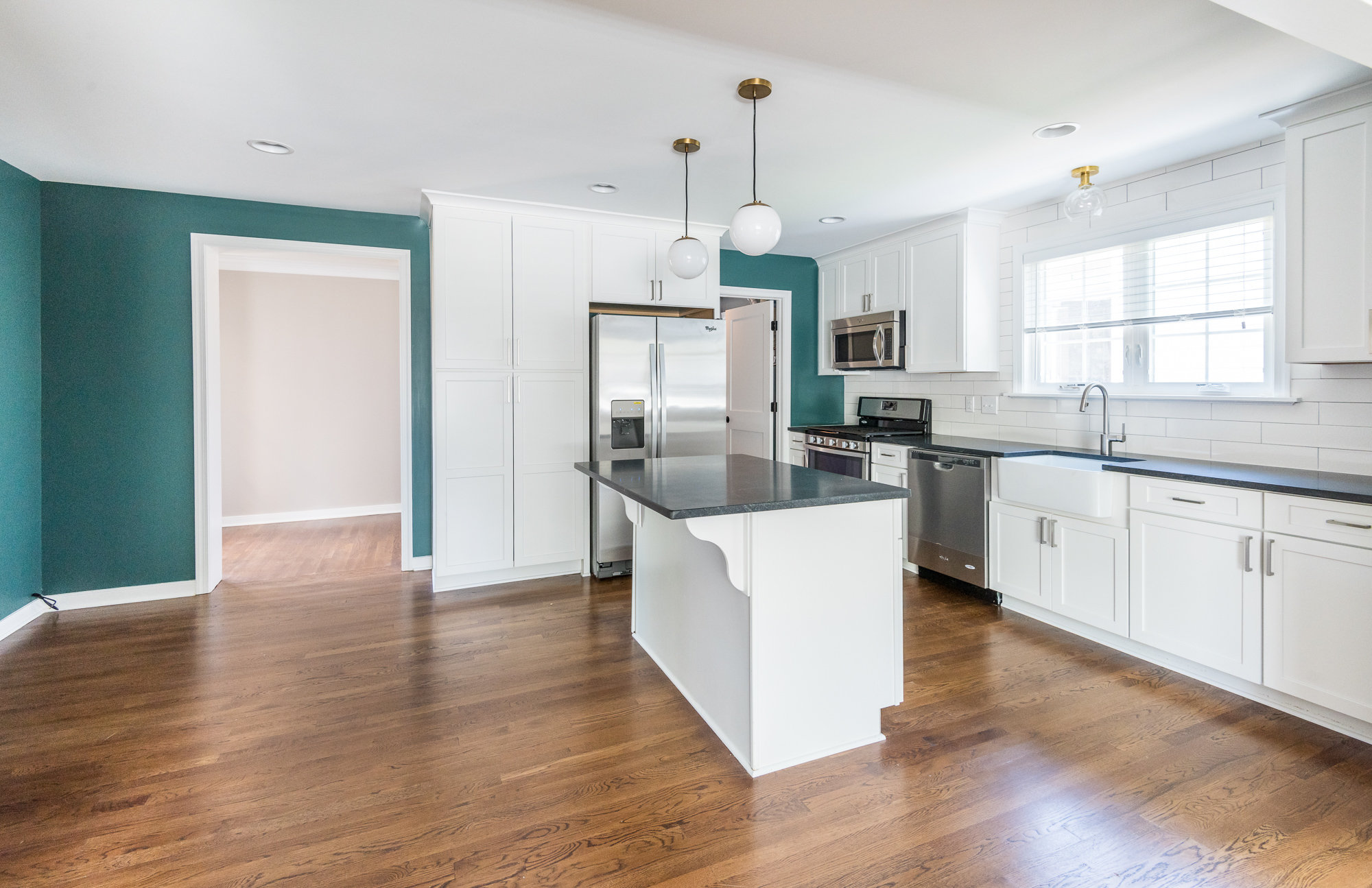 4720 Fitzhugh — Redbud Home & Properties