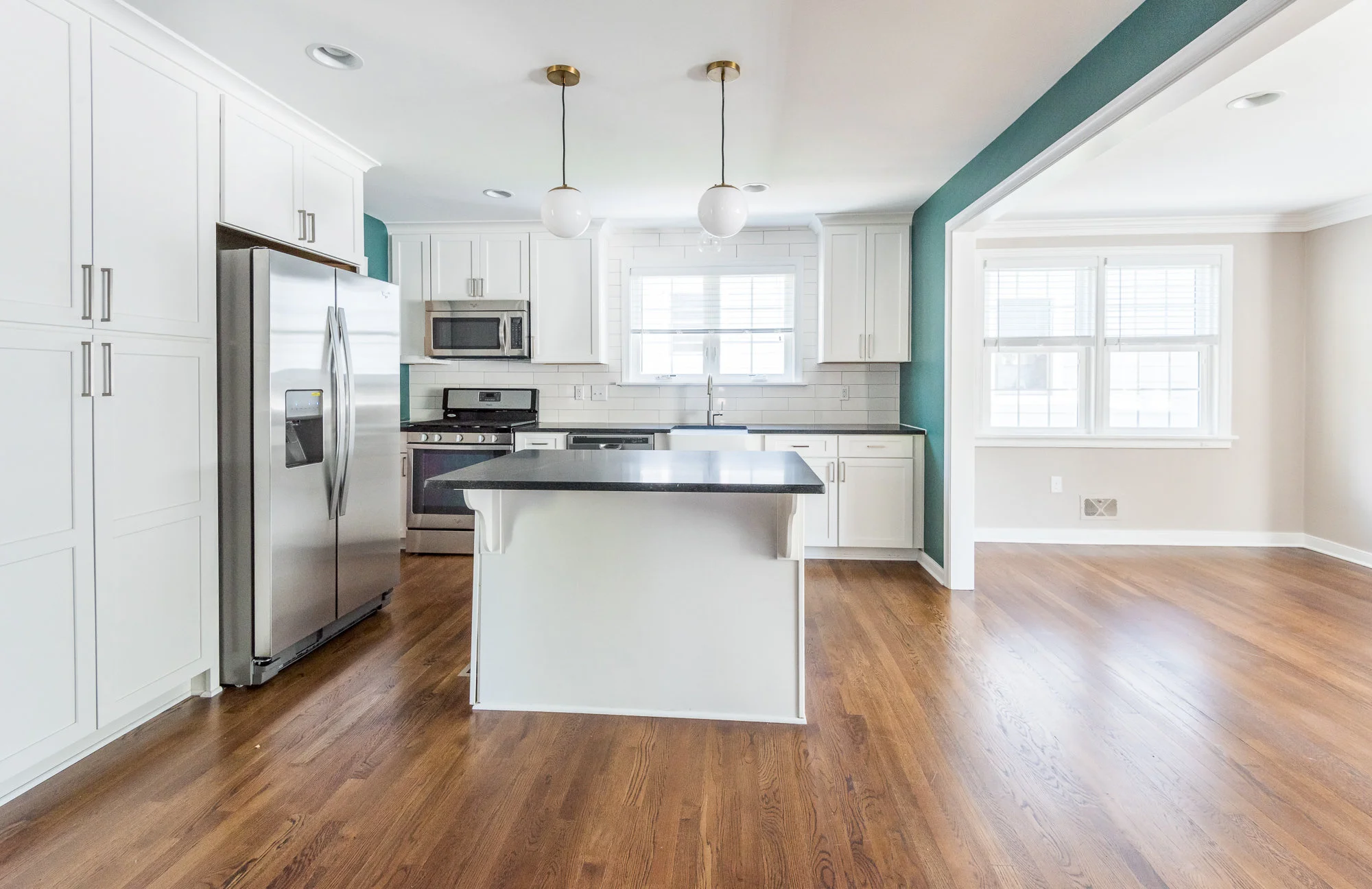 4720 Fitzhugh — Redbud Home & Properties