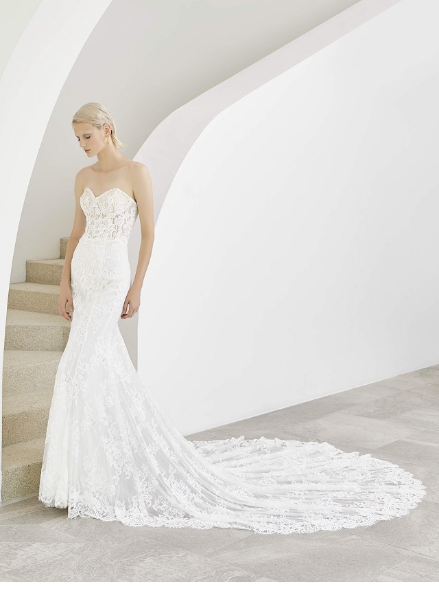 Modern Romantic Bridal Gowns St Louis