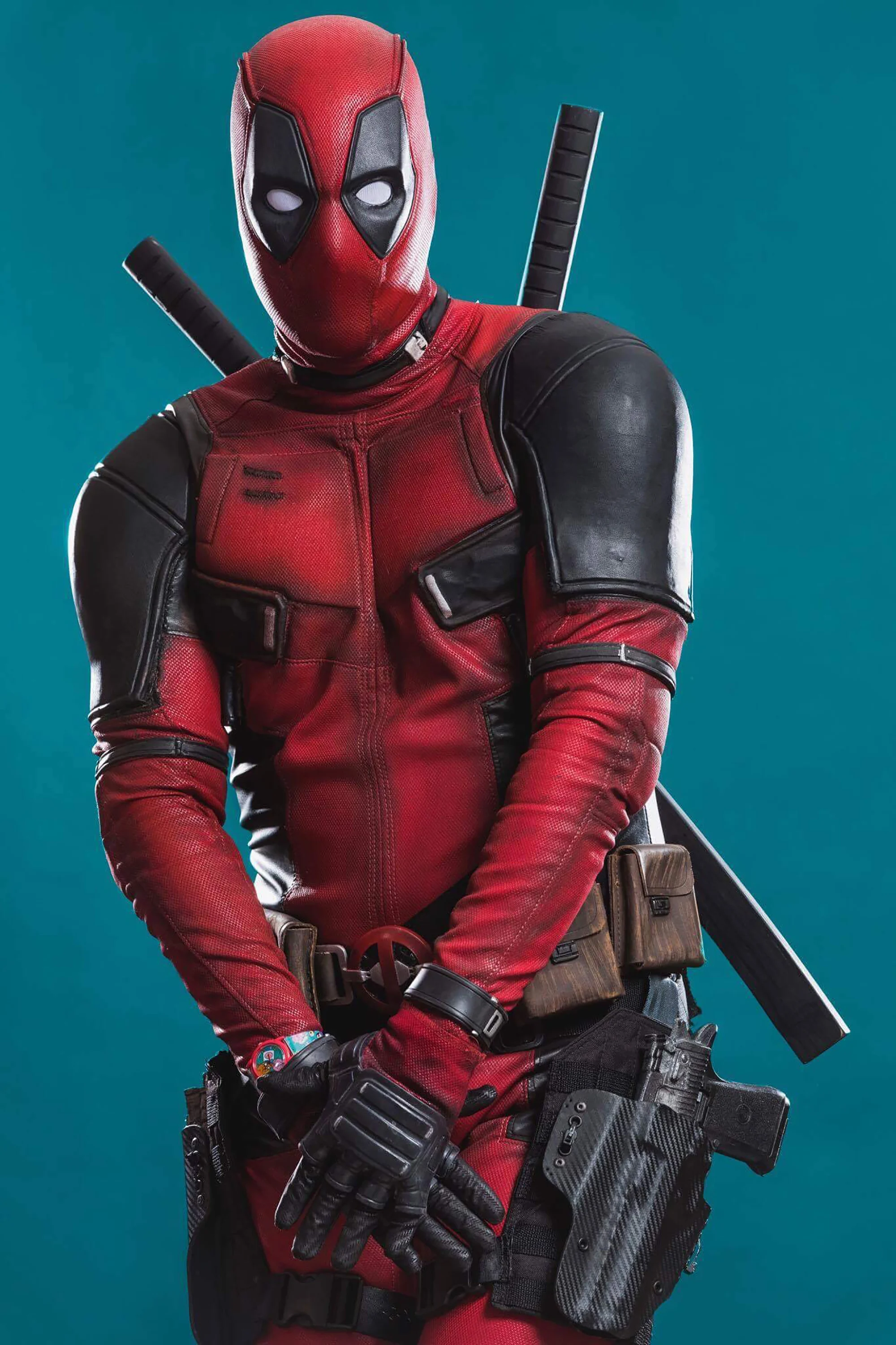 Deadpool cosplay by Mark Knight Rises | Photo by: David Love
