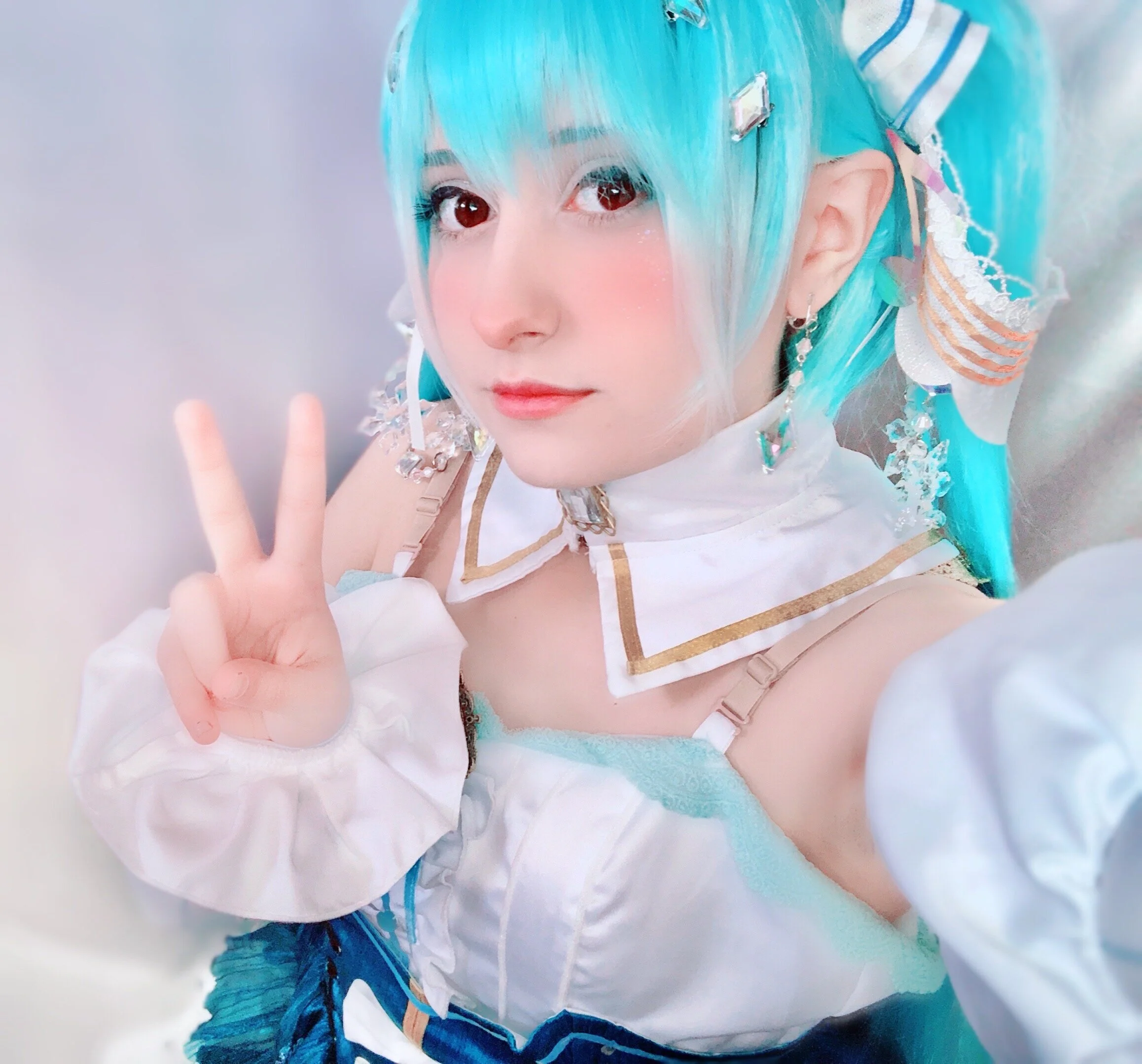  Cosplay and Photography by JellyJellowo 