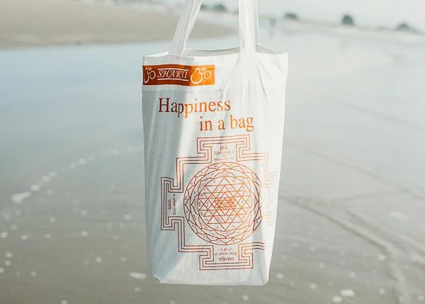 Shakti_Bag_White_.jpg