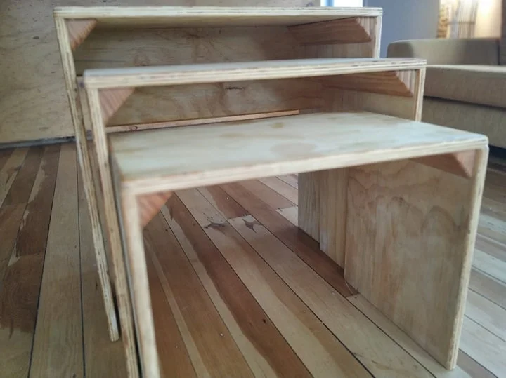 halasana box small.jpg