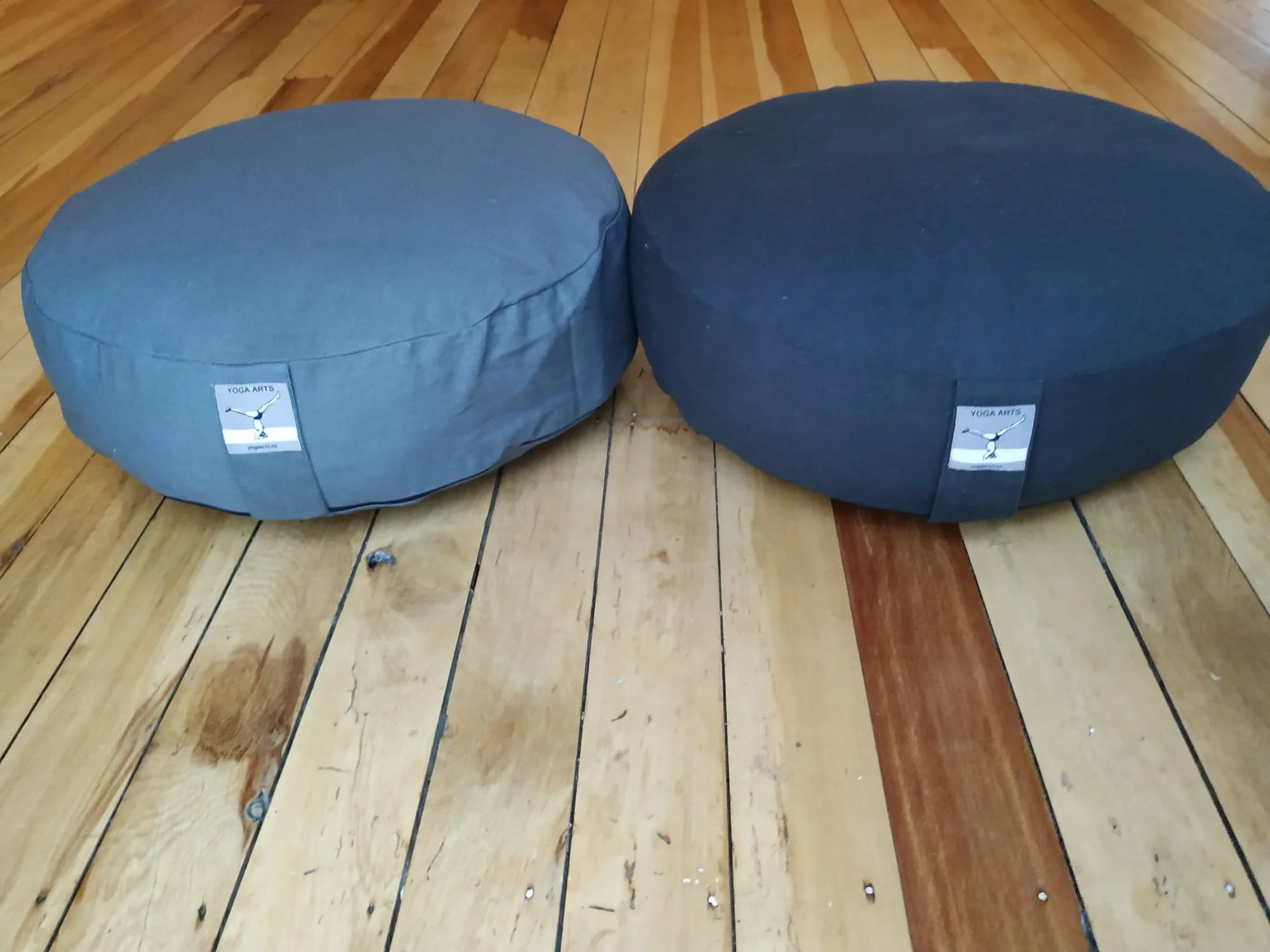 large zafu .jpg