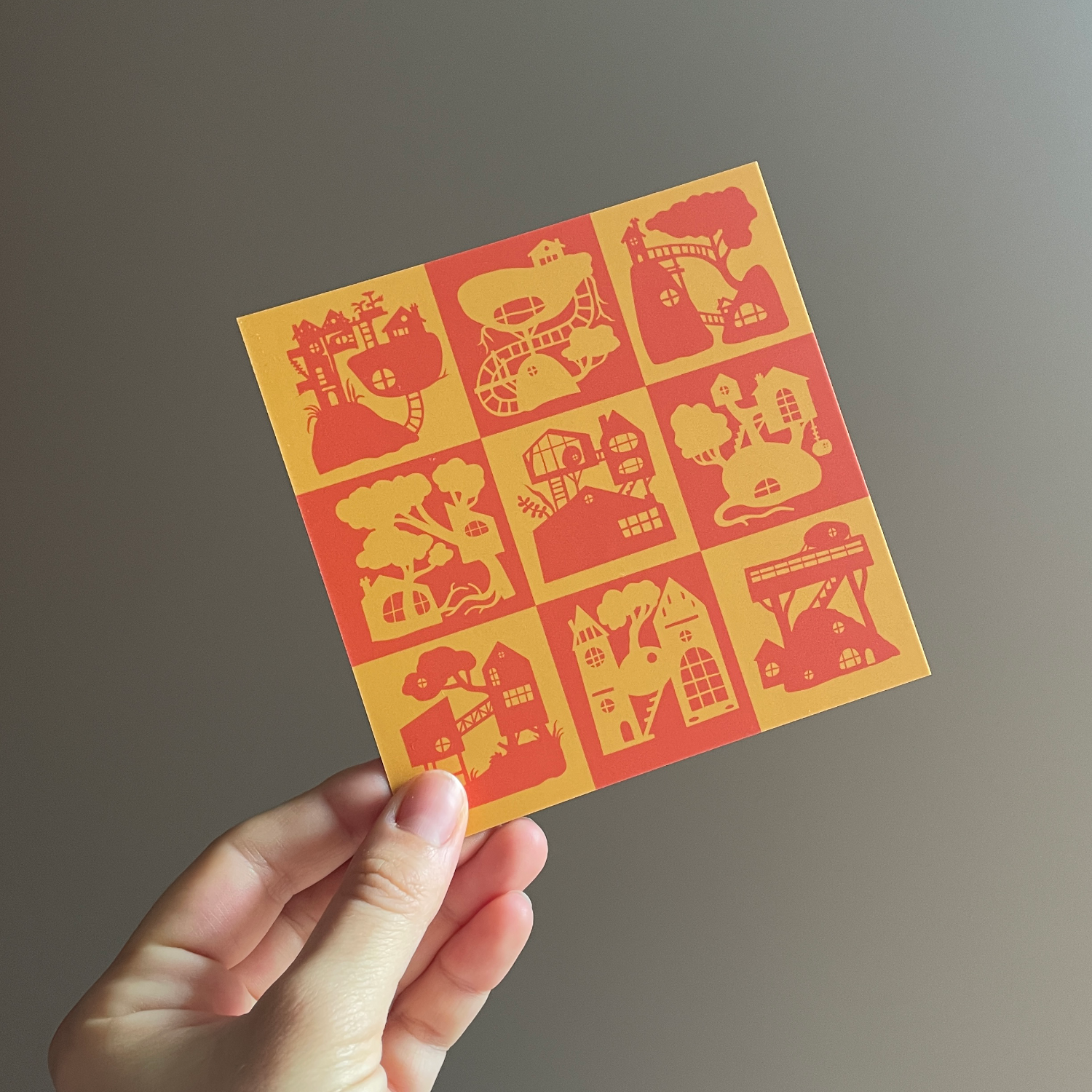 card-treehousevillage-yellow.png