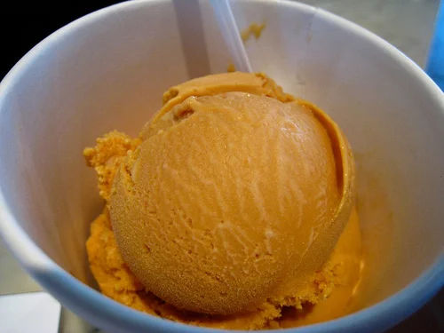 Nutty Macadamia Nut Caramel Ice Cream from Raffles Creamery
