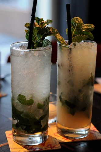 The Pelican Seafood Bar & Grill at One Fullerton