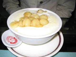 Yee Shun Milk Company @ Causeway Bay, Hong Kong