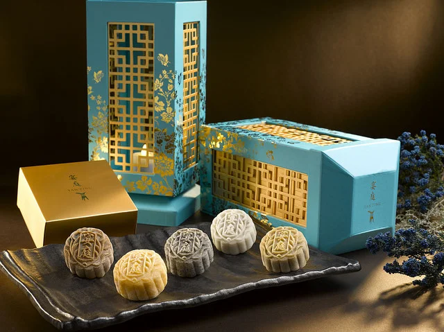 Mooncakes 2014: St Regis Singapore & InterContinental Singapore