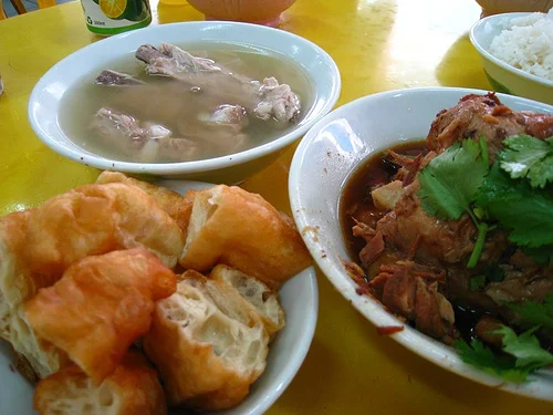 Sin Ming Rd Bak Kut Teh @ Kelantan Lane