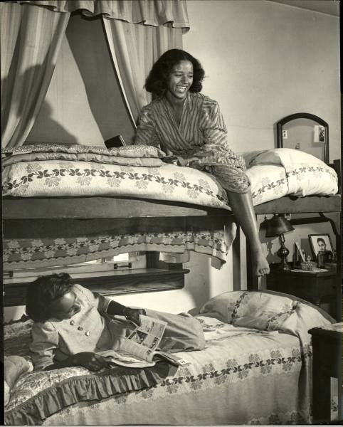 c14caf10665bdc98feef3b9df8acef4b--howard-university-university-hall.jpg