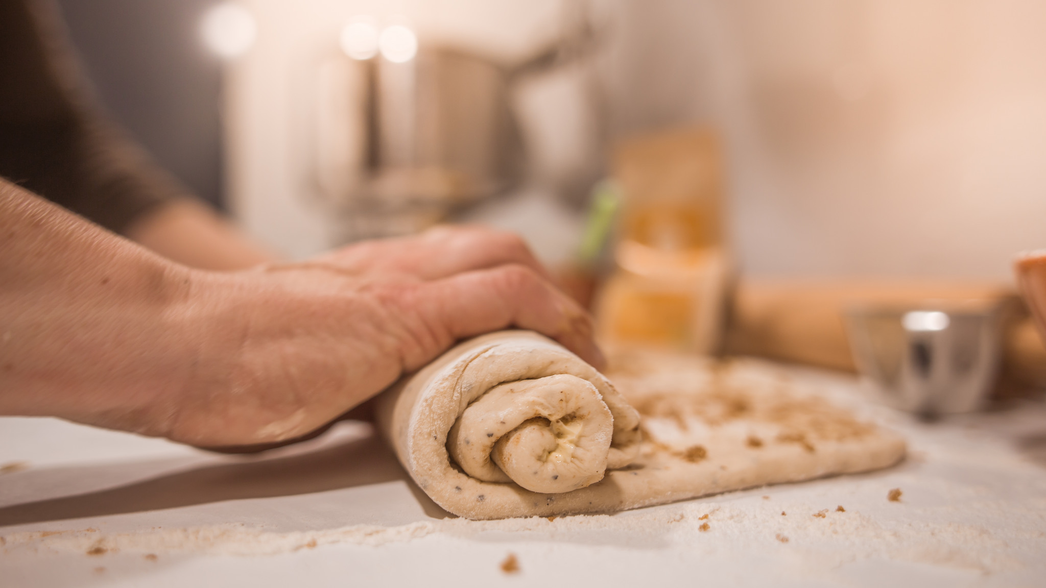 Leivomme kaiken käsin alusta alkaen