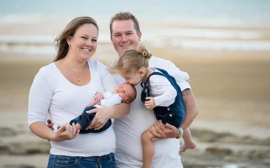 hervey bay family photographer (1 of 16).jpg