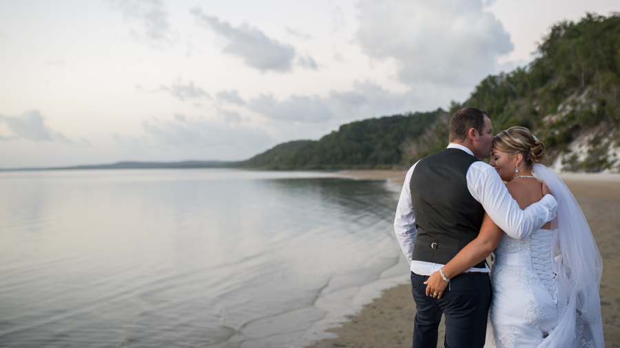 hervey bay wedding photographer-37.jpg
