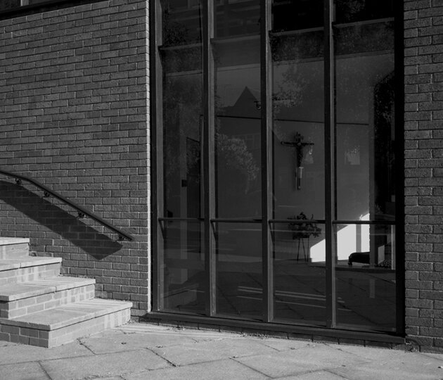 chruch_cross_refelctions.jpg