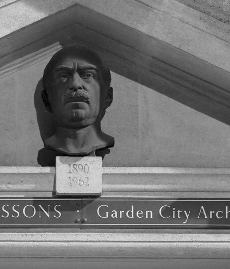 lois de soisson_crop.jpg