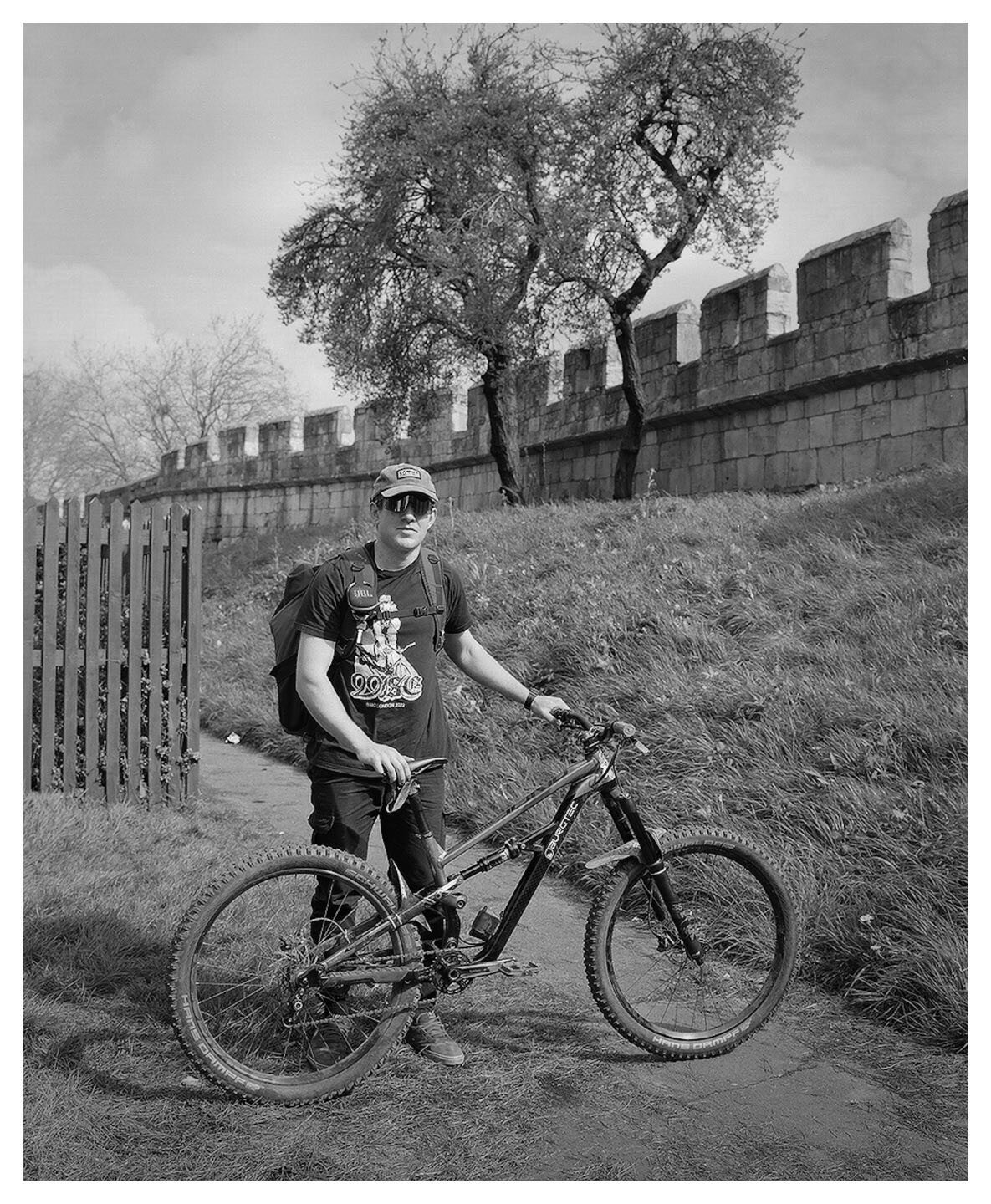 York City Walls, April 2023
-
-
-
#allcitiesarebeautiful #newtopographics #burnmagazine #nowherediary #yorkcreatives #yorkphotographer #urbanlandscape #urbanlandscapephotography #contemporaryphotography #documentingbritain #humbleartsfoundation #bjp1