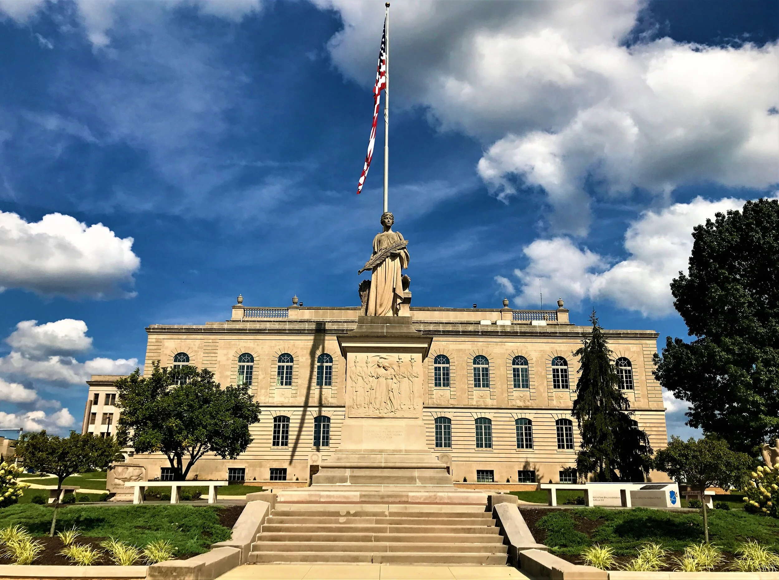 Bedford Courthouse.JPG