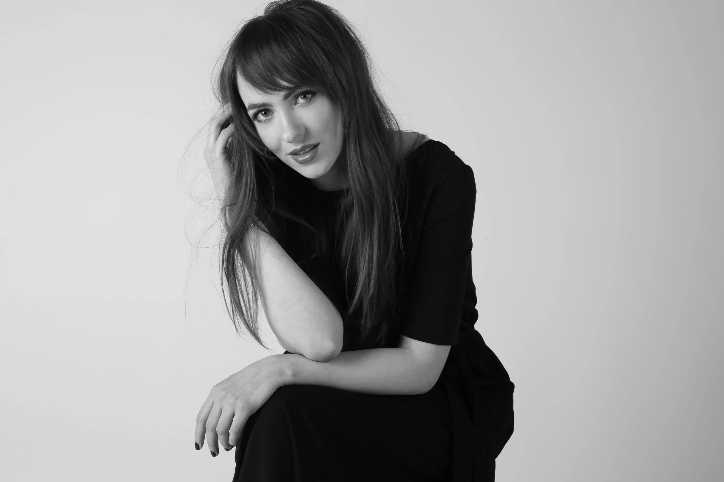 Elizaveta Maximová by Lisa Swan