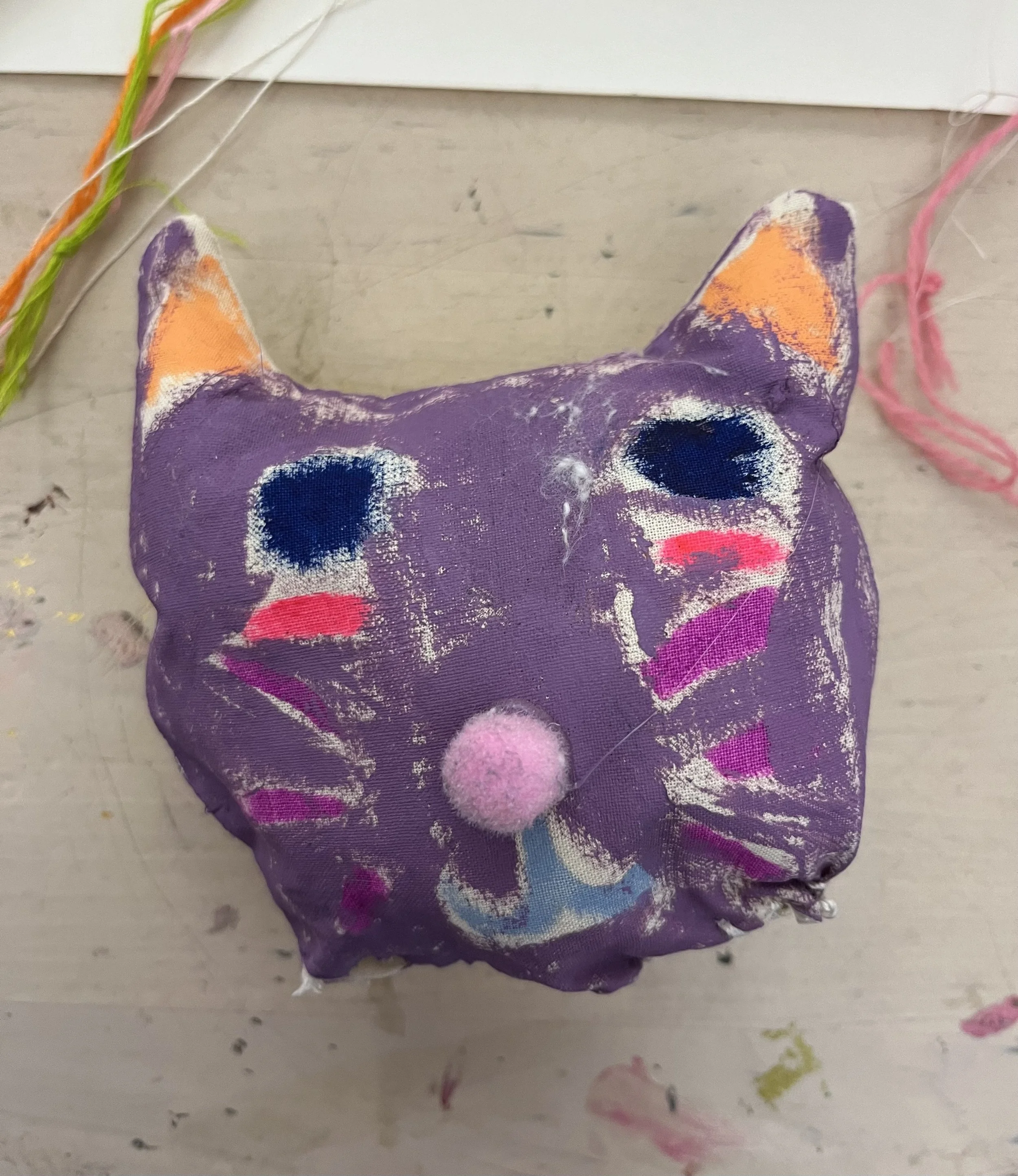 Cat Face Pillow 4-8