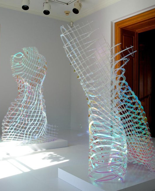 Geometry Of Light By Alyson Shotz／Espace Louis Vuitton Tok…