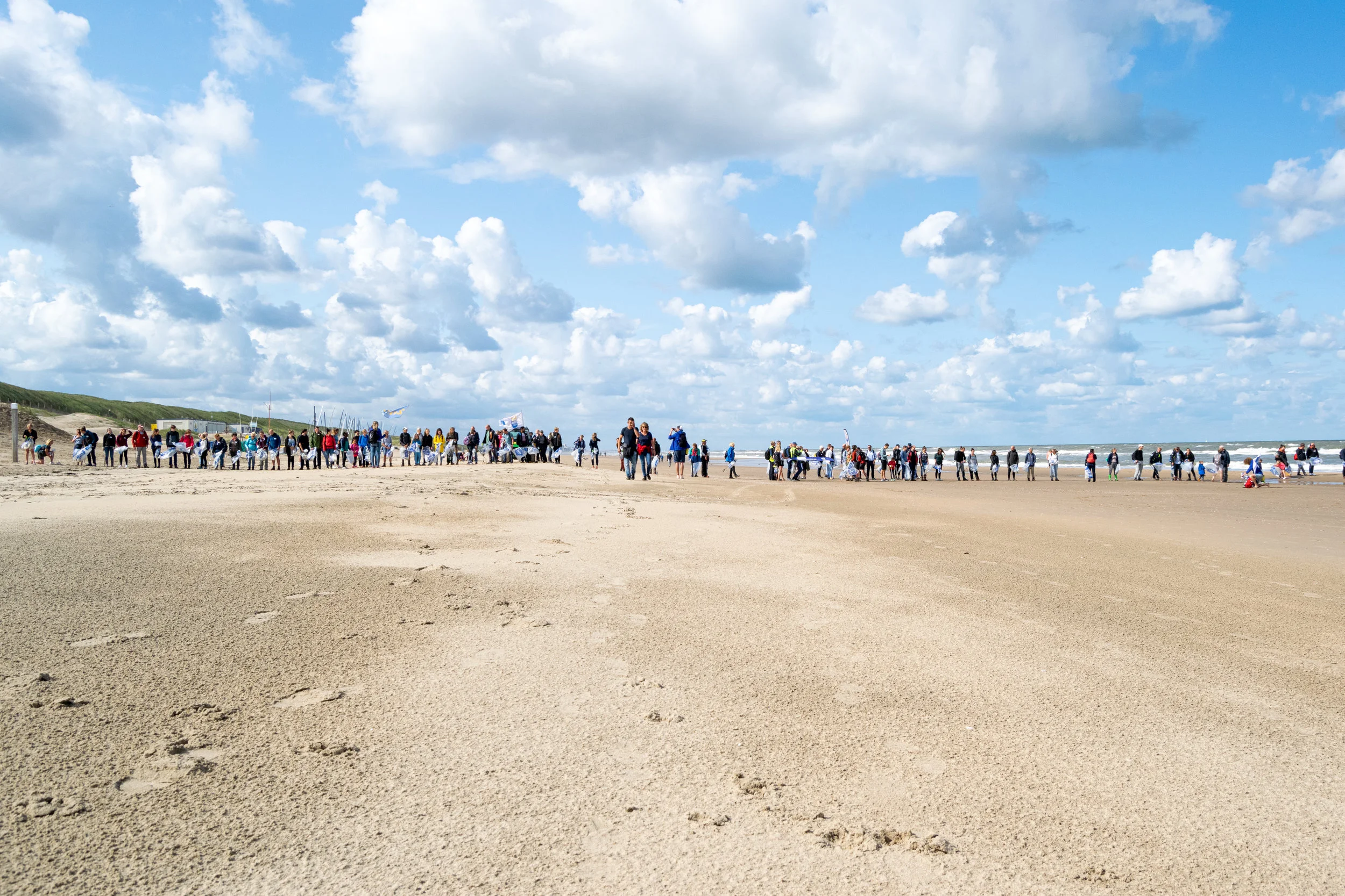 Start Beach Clean Up in Wassenaar