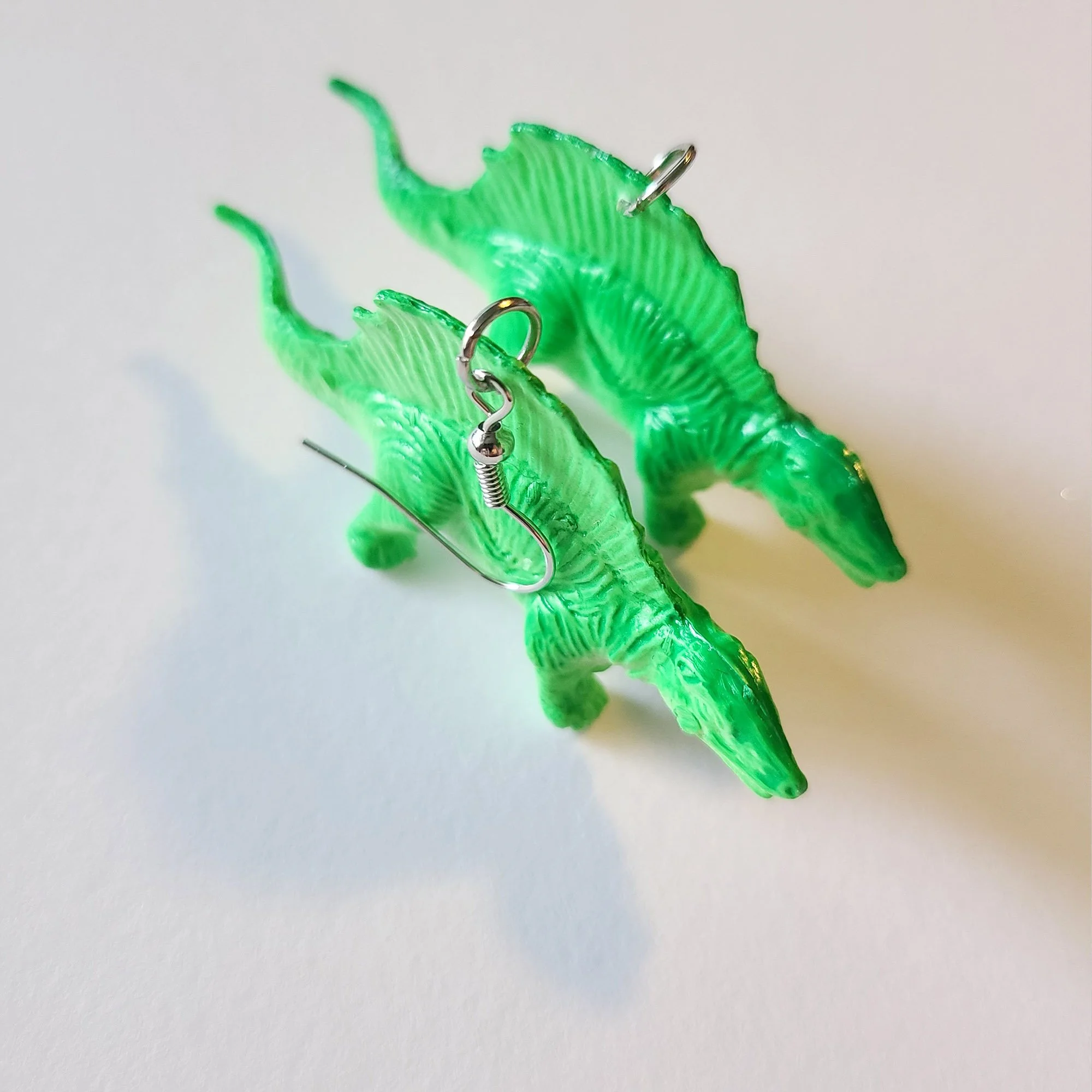 greendino01a.jpg